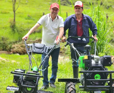 ¡En Piedecuesta el campo progresa!